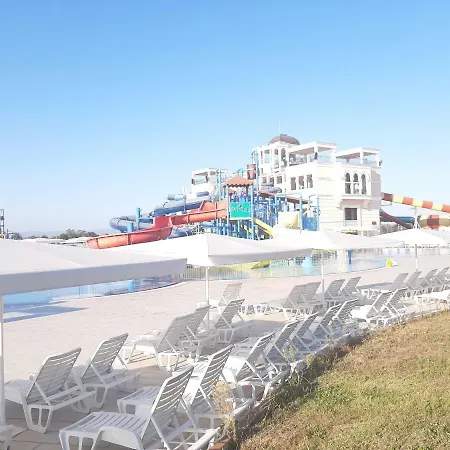 شقة Beach بوموري